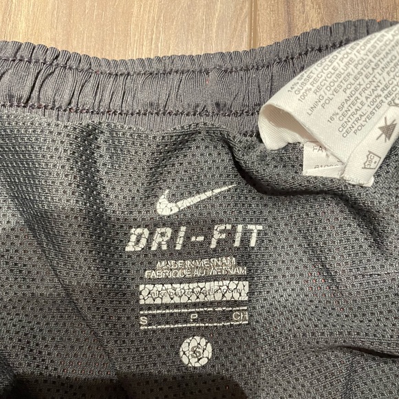 Nike Running Shorts 😎🏃‍♂️ - Picture 5 of 5